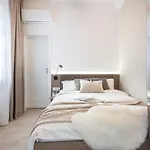 Old Town Bucharest Deluxe Apartment